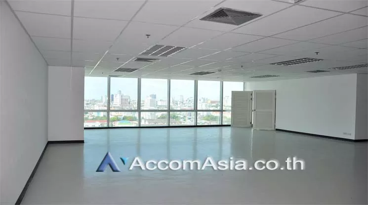 9  Office Space For Rent in Pattanakarn ,Bangkok ARL Ramkhamhaeng at UM Tower AA11803